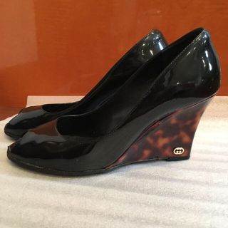 グッチ(Gucci)のpatapata mom様専用グッチ エナメルパンプス  37.5(ハイヒール/パンプス)