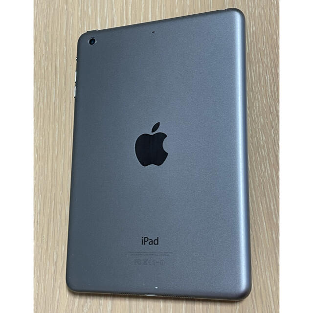 Apple(アップル)のiPad mini 2 16GB WiFiモデル スマホ/家電/カメラのPC/タブレット(タブレット)の商品写真