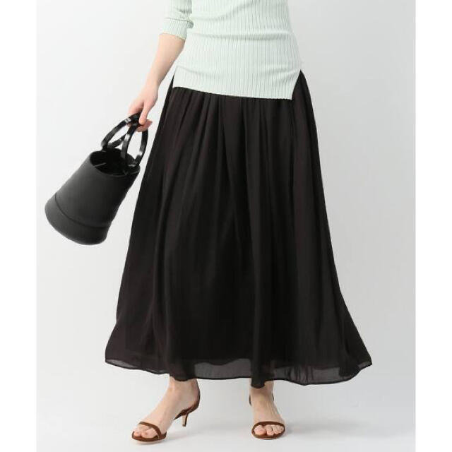 Plage(プラージュ)のplage  ライトサテンスカート　ロングスカート　美品 レディースのスカート(ロングスカート)の商品写真