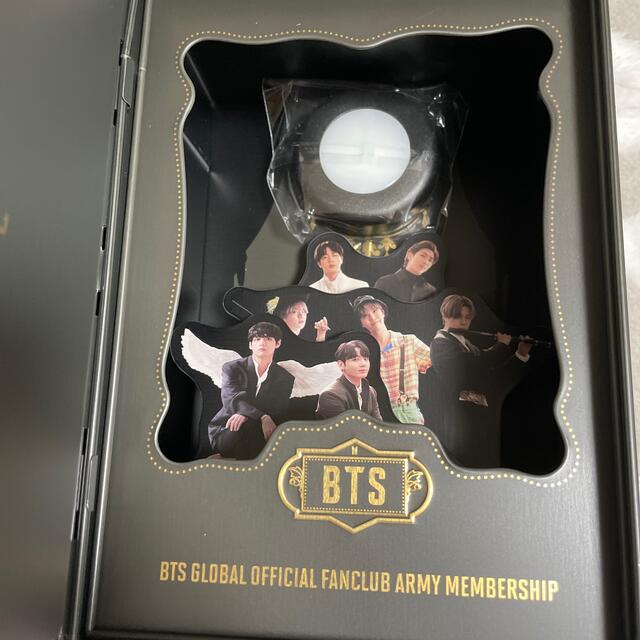 防弾少年団(BTS)(ボウダンショウネンダン)のBTS ARMY MEMBERSHIP KIT アーミーキット ブックランプ エンタメ/ホビーのタレントグッズ(アイドルグッズ)の商品写真