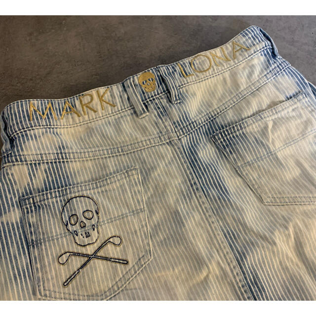 MARK&LONA(マークアンドロナ)の美品　マーク&ロナ　デニム地　スカート レディースのスカート(ミニスカート)の商品写真