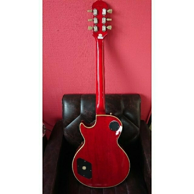 Epiphone(エピフォン)のEpiphone by Gibson LesPaul custom ﾚｽﾎﾟｰﾙ 楽器のギター(エレキギター)の商品写真