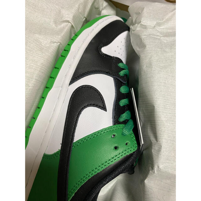 NIKE SB DUNK LOW "CLASSIC GREEN" 2