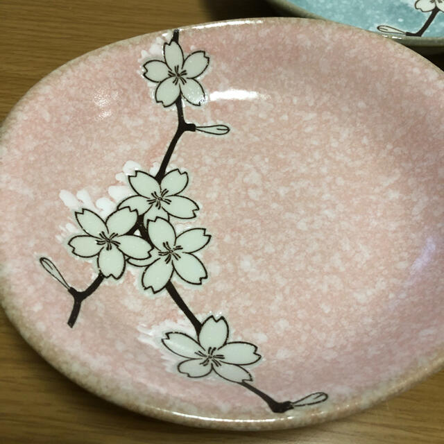 桜柄 お皿2枚セットの通販 by R |ラクマ 桜柄 お皿2枚セットの通販 by R |ラクマ