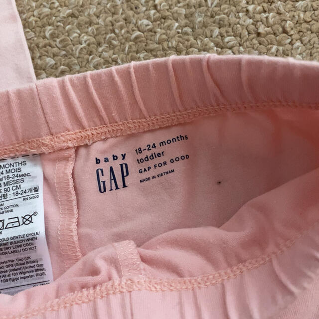 babyGAP(ベビーギャップ)のBaby Gap♡便利なレギンスパンツ2本セット♡ピンク裾フリル キッズ/ベビー/マタニティのキッズ服女の子用(90cm~)(パンツ/スパッツ)の商品写真