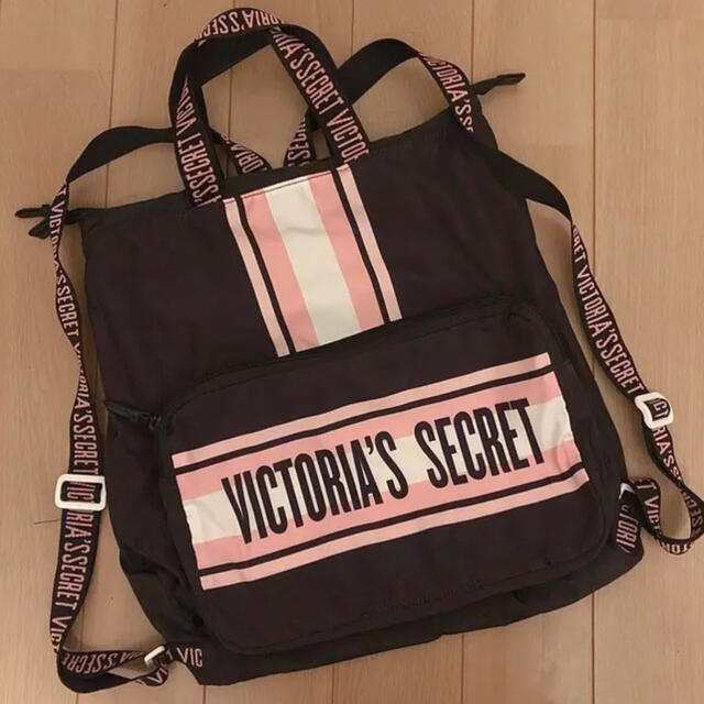 Victoria's Secret(ヴィクトリアズシークレット)のVictoria's Secret ヴィクトリアシークレット　バックパック レディースのバッグ(リュック/バックパック)の商品写真
