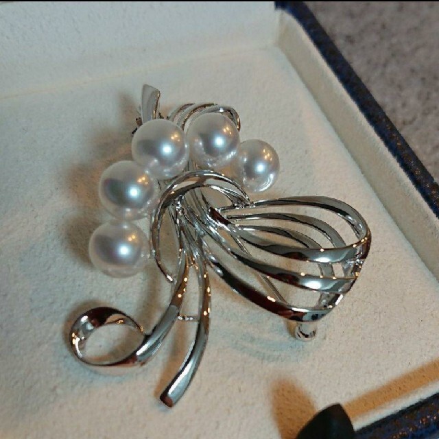 MIKIMOTO - 【極上美品】ミキモト★アコヤ真珠ホワイトパールブローチ※M刻印の通販 by ジュリ's shop｜ミキモトならラクマ