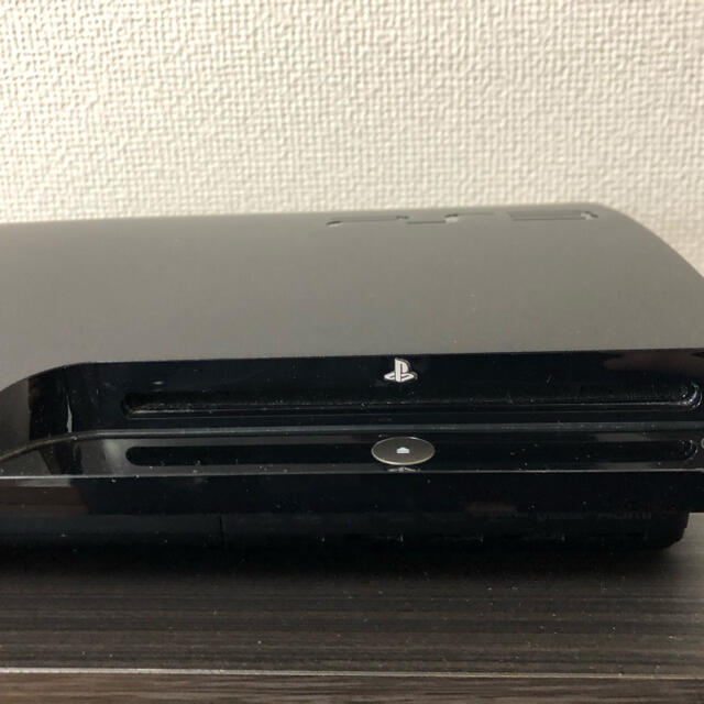 PlayStation3(プレイステーション3)のPS3 CECH-2500A 本体セット エンタメ/ホビーのゲームソフト/ゲーム機本体(家庭用ゲーム機本体)の商品写真