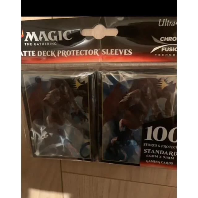 MTG スリーブ　 新品未使用　 リリアナ他7点セット エンタメ/ホビーのトレーディングカード(カードサプライ/アクセサリ)の商品写真