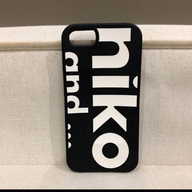 【6/20迄出品】niko and… iPhoneケース スマホ/家電/カメラのスマホアクセサリー(iPhoneケース)の商品写真