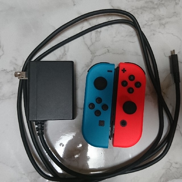 Switch 本体・ジョイコン・充電器 2台目セット【良品】 Switch 本体・ジョイコン・充電器 2台目セット【良品】