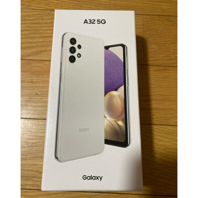 Galaxy(ギャラクシー)の【新品未使用】Galaxy A32 5G ホワイトSimロック済 スマホ/家電/カメラのスマートフォン/携帯電話(スマートフォン本体)の商品写真