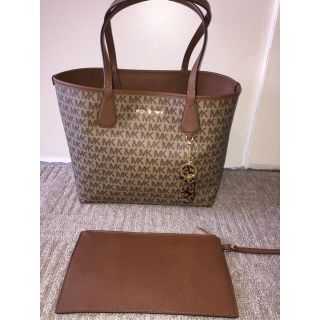 マイケルコース(Michael Kors)のMICHAEL KORS リバーシブルトートバッグ オマケ付き(トートバッグ)