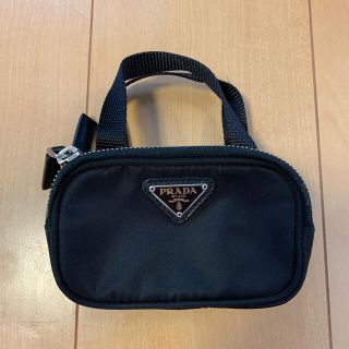 プラダ(PRADA)のプラダ　ミニポーチ　1N1346 黒　未使用自宅保管品(ポーチ)