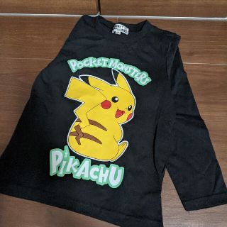 ポケモン(ポケモン)のピカチュウ　ロンT(Tシャツ/カットソー)