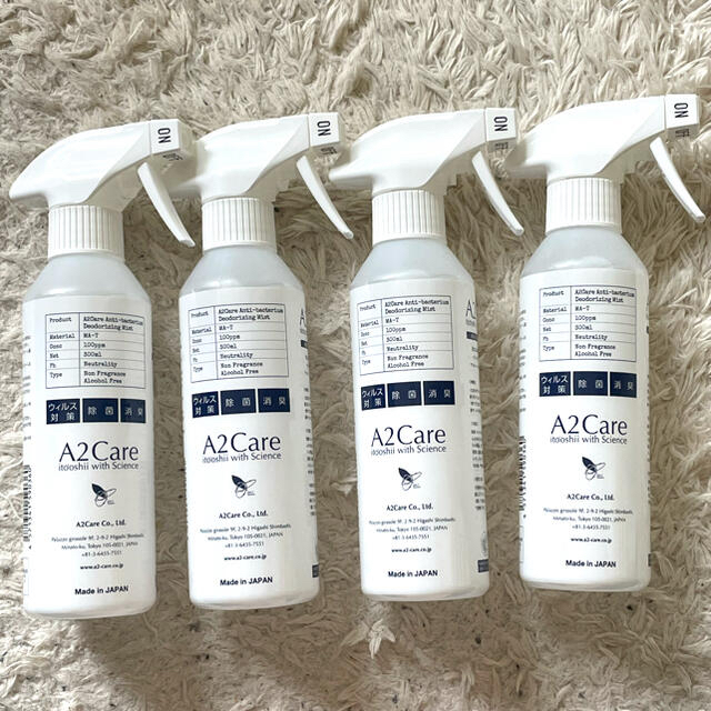 ANA(全日本空輸)(エーエヌエー(ゼンニッポンクウユ))のa2care エーツーケア　300ml×4本　計1.2リットル　中身あり インテリア/住まい/日用品の日用品/生活雑貨/旅行(日用品/生活雑貨)の商品写真