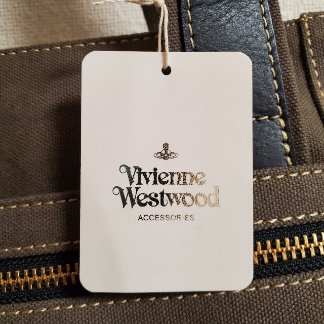 Vivienne Westwood(ヴィヴィアンウエストウッド)のヴィヴィアンウエストウッド トートバッグ グレー 新品未使用 レディースのバッグ(トートバッグ)の商品写真