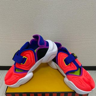 ナイキ(NIKE)の新品大人気NIKEWMNSAQUARIFTナイキウィメンズアクアリフト22正規品(スニーカー)