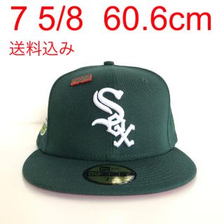 ニューエラー(NEW ERA)のツバ裏レッド New Era Cap 5/8 ニューエラ ソックス キャップ(キャップ)