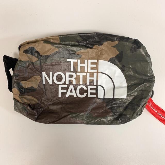 THE NORTH FACE(ザノースフェイス)の新品ノースフェイス　チャイナエア　アメニティ ポーチ　プレエコ　迷彩 レディースのファッション小物(ポーチ)の商品写真