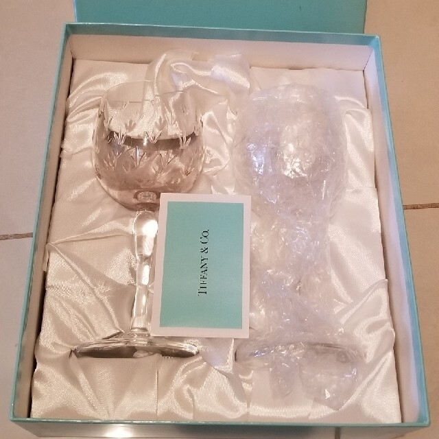 Tiffany & Co.(ティファニー)のTIFFANY　ペア　ワイングラス インテリア/住まい/日用品のキッチン/食器(食器)の商品写真