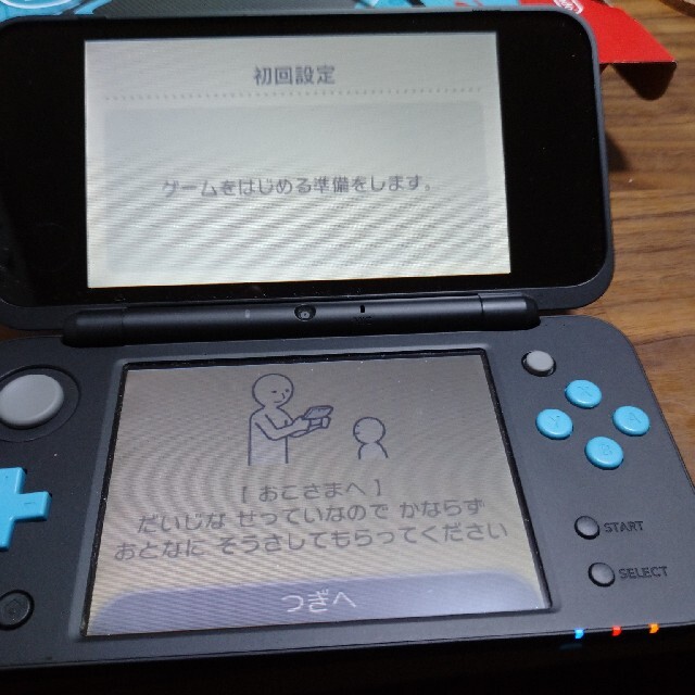 ニンテンドー2DS(ニンテンドー2DS)のNewニンテンドー2DS LL ブラック×ターコイズ  ホワイト×オレンジ 等 エンタメ/ホビーのゲームソフト/ゲーム機本体(携帯用ゲーム機本体)の商品写真