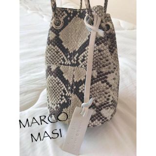 【美品】MARCO MASI パイソン柄2weyミニショルダーバックマルコマージ(ショルダーバッグ)