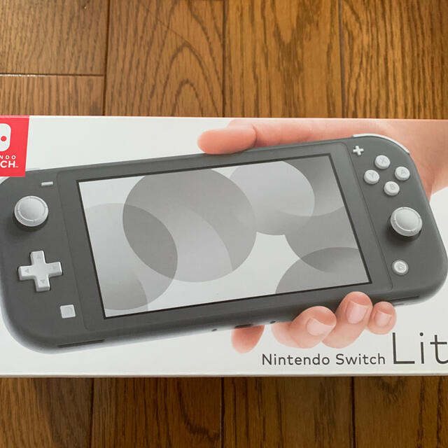 Nintendo Switch(ニンテンドースイッチ)の⭐︎美品⭐︎ニンテンドースイッチライト　本体 エンタメ/ホビーのゲームソフト/ゲーム機本体(家庭用ゲーム機本体)の商品写真