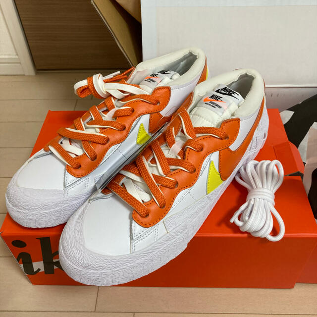 SACAI NIKE BLAZER LOW MAGMA ORANGE 27cm