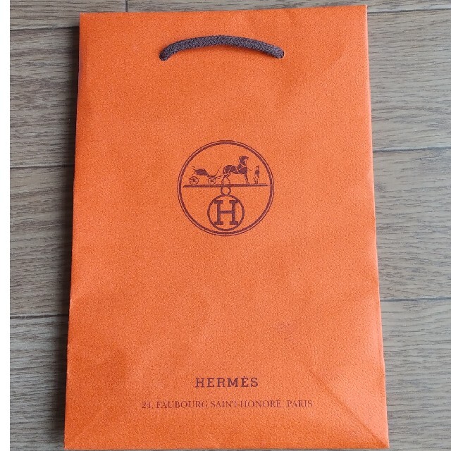 [新品] HERMES 香水と付せんセット