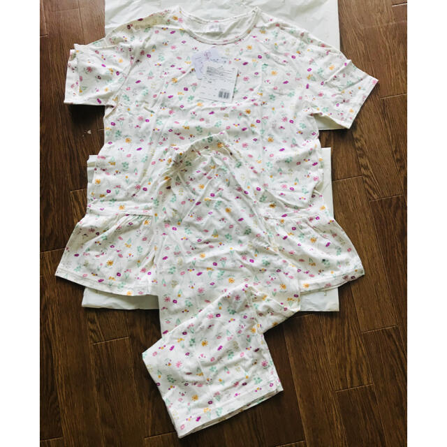 Wacoal(ワコール)の新品！ワコール　パジャマ　女の子　140cm 〜155cm キッズ/ベビー/マタニティのキッズ服女の子用(90cm~)(パジャマ)の商品写真