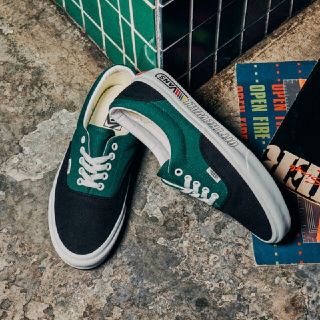 ヴァンズ(VANS)の最値定価6600円!新品!バンズ エラ キャンバス スニーカー 28cm(スニーカー)