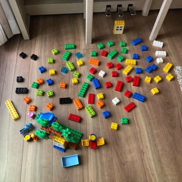 Lego(レゴ)のLEGO DUPLO プーさんのおうち キッズ/ベビー/マタニティのおもちゃ(積み木/ブロック)の商品写真
