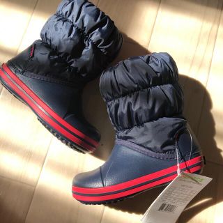 クロックス(crocs)のクロックス　キッズ　パフブーツ 15.5cm(長靴/レインシューズ)