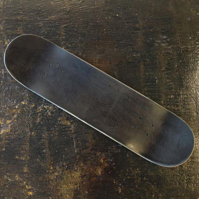 板 スケートボード 8インチ スケボー デッキ ブランクデッキ 部品 黒 | フリマアプリ ラクマ