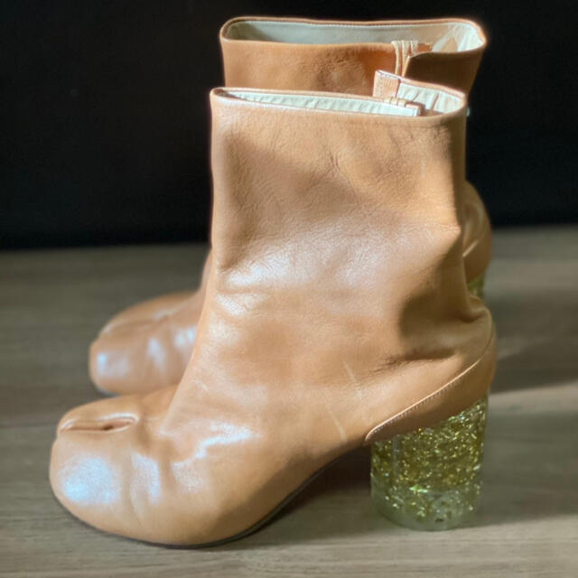 Maison Martin Margiela(マルタンマルジェラ)の限定！MaisonMargiela足袋ブーツグリッターfumikauchida  レディースの靴/シューズ(ブーツ)の商品写真