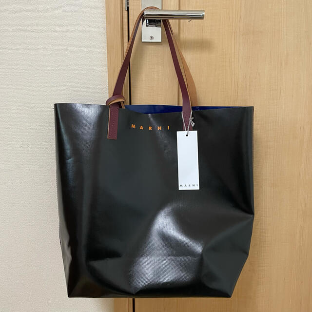 新品 マルニ MARNI バイカラー トート バッグ PVC 黒