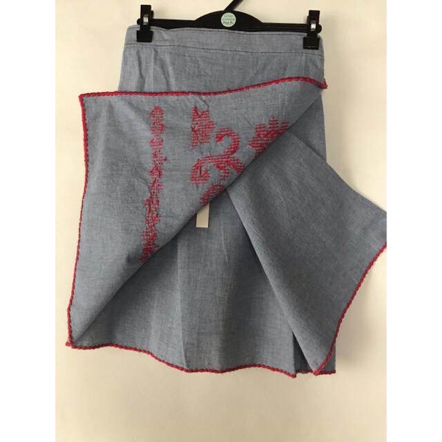 fig London(フィグロンドン)のフィグロンドン　刺繍スカート レディースのスカート(ひざ丈スカート)の商品写真