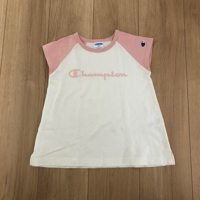 Champion(チャンピオン)のＴシャツ　120 キッズ/ベビー/マタニティのキッズ服女の子用(90cm~)(Tシャツ/カットソー)の商品写真