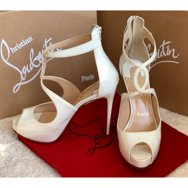 Christian Louboutin(クリスチャンルブタン)のクリスチャンルブタン パンプス❤︎超美品 レディースの靴/シューズ(サンダル)の商品写真