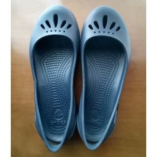 クロックス(crocs)の美品　クロックス　W6(サンダル)