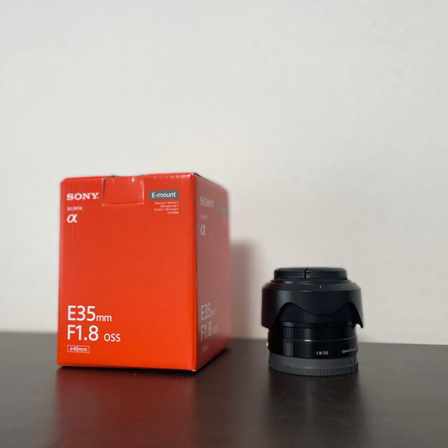 SONY(ソニー)のSONY E 35mm F1.8 OSS   SEL35F18 スマホ/家電/カメラのカメラ(レンズ(単焦点))の商品写真
