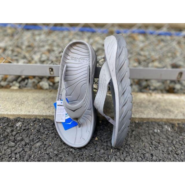 新品 HOKA ONEONE ORA RECOVERY FLIP 9 グレー  メンズの靴/シューズ(サンダル)の商品写真