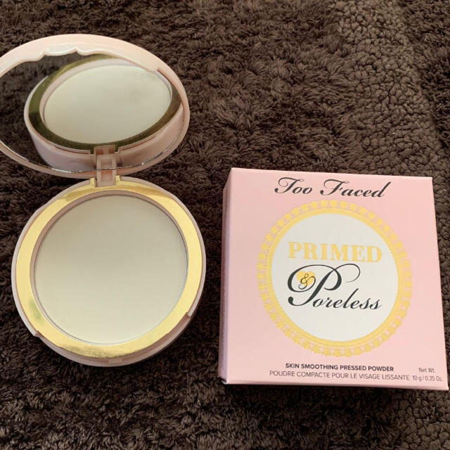 Too Faced(トゥフェイス)の【トゥーフェイスド 】スキンスムージング プレストパウダー　ファンデーション コスメ/美容のベースメイク/化粧品(フェイスパウダー)の商品写真