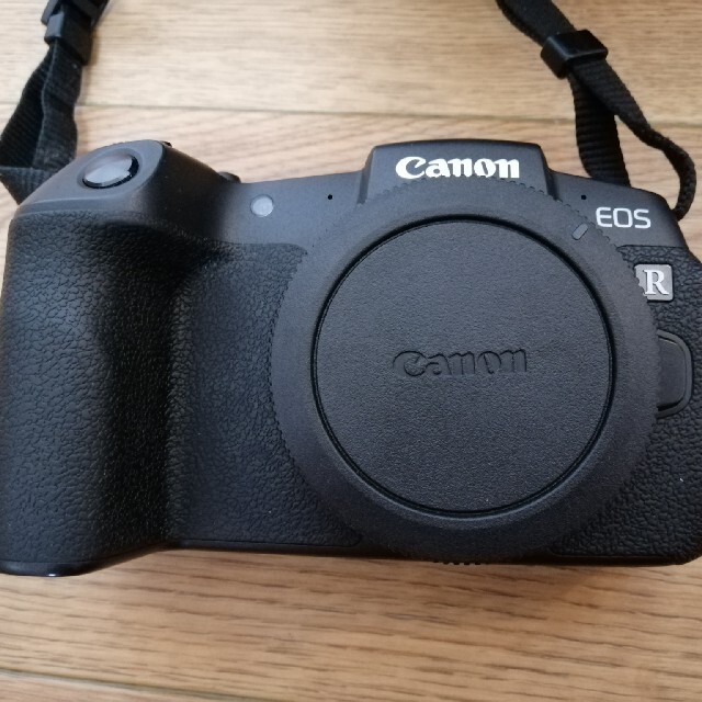 Canon(キヤノン)のCanon EOS RP 美品 おまけ多数 フルサイズミラーレス スマホ/家電/カメラのカメラ(ミラーレス一眼)の商品写真