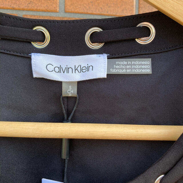 Calvin Klein(カルバンクライン)のCalvin Klein ノースリーブトップス レディースのトップス(カットソー(半袖/袖なし))の商品写真