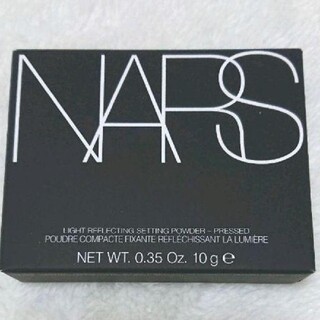 ナーズ(NARS)のNARSライトリフレクティングセッティングパウダープレストN(フェイスパウダー)