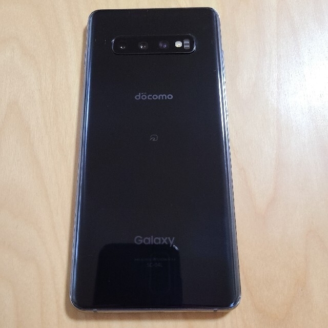 Galaxy(ギャラクシー)の【良品】ドコモ Galaxy S10+ SC-04L 判定○ SIMフリー スマホ/家電/カメラのスマートフォン/携帯電話(スマートフォン本体)の商品写真