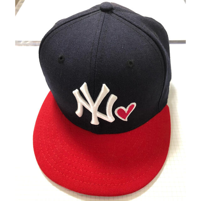 NEW ERA(ニューエラー)のニューエラ キャップ　NEW ERA 9FIFTY NY ヤンキース　ハート レディースの帽子(キャップ)の商品写真