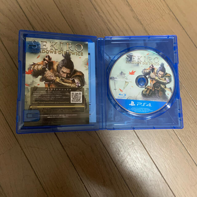 PlayStation4(プレイステーション4)のSEKIRO エンタメ/ホビーのゲームソフト/ゲーム機本体(家庭用ゲームソフト)の商品写真